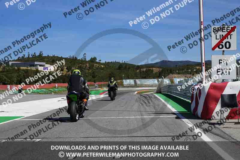 motorbikes;no limits;peter wileman photography;portimao;portugal;trackday digital images